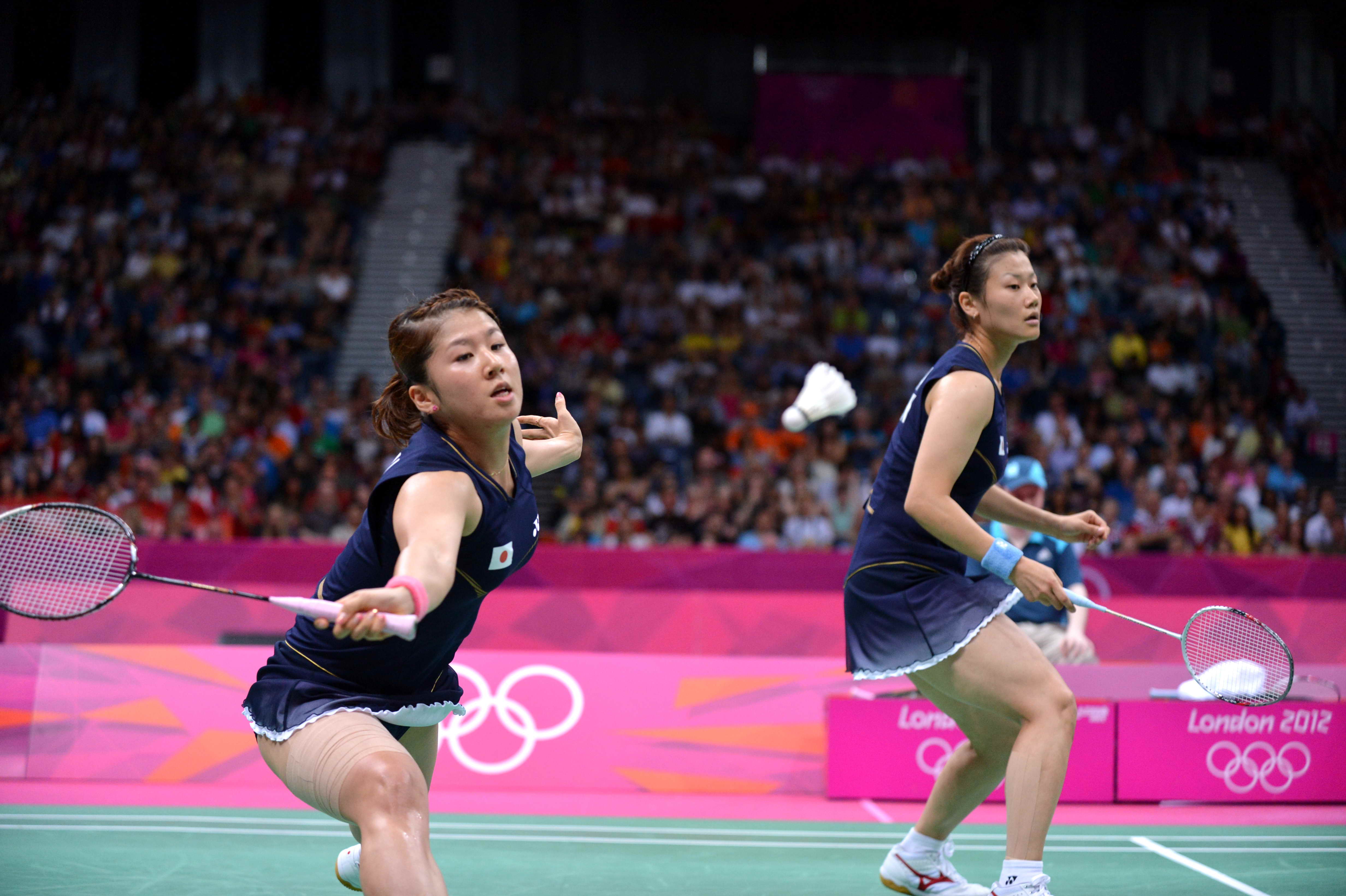 バドミントン女子ダブルス